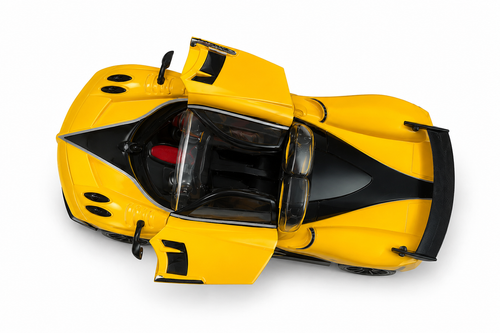 1:18 Remote Control Sports Car | Rechargeable RC Racing Car with Steering Wheel Controller & Opening Doors | سيارة رياضية ريموت كنترول 1:18 | سيارة سباق قابلة للشحن مع مقود تحكم وأبواب قابلة للفتح